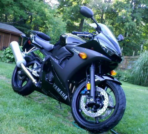 http://i20.photobucket.com/albums/b206/LostPerfectFlaw/bikestuff/clean.jpg