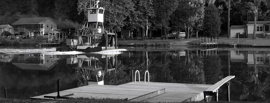 small-work-boat.jpg