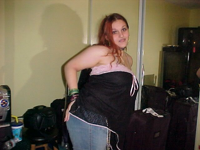 <img:http://i20.photobucket.com/albums/b206/shaggys_juggalette/butt.jpg>