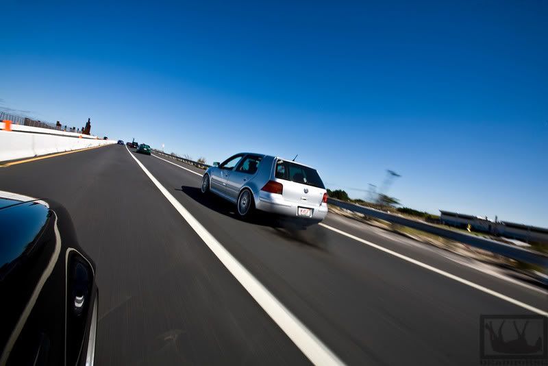 http://i20.photobucket.com/albums/b208/jeepmikey97/h20rollingshot.jpg