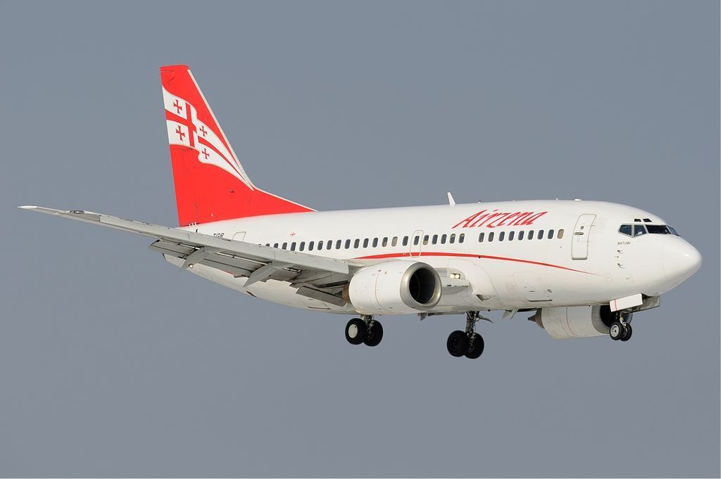 Airzena_Boeing_737-500_Nikiforov_zpsssfnl7ol.jpg