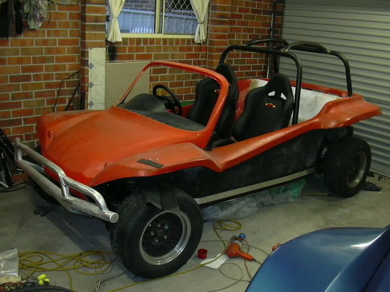 http://i20.photobucket.com/albums/b213/toddy4281/New%20Buggy/DSCN0739.jpg