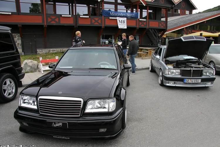 The W124 Estate is very gorgeousI wanna find myself a 4MATIC onebut 