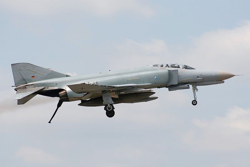 F-4F3866KB.jpg