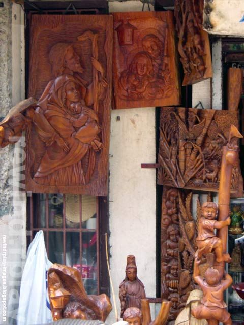 paete laguna wood carving