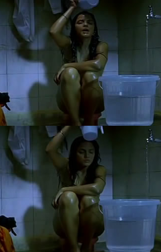 Neetu Chandra bathing bath video