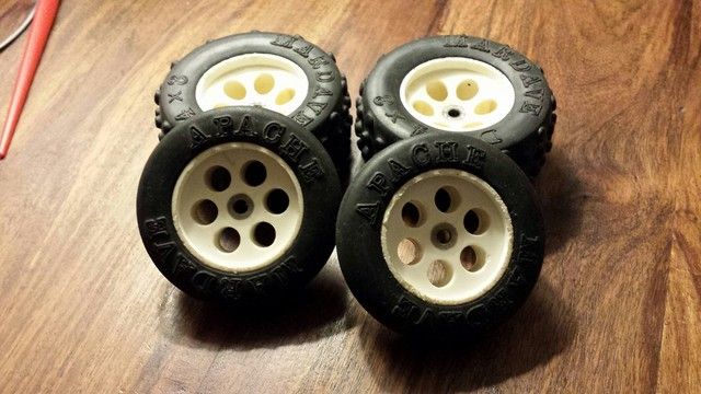 16ApachewheelsamptyresCopy_zpsd3136603.j