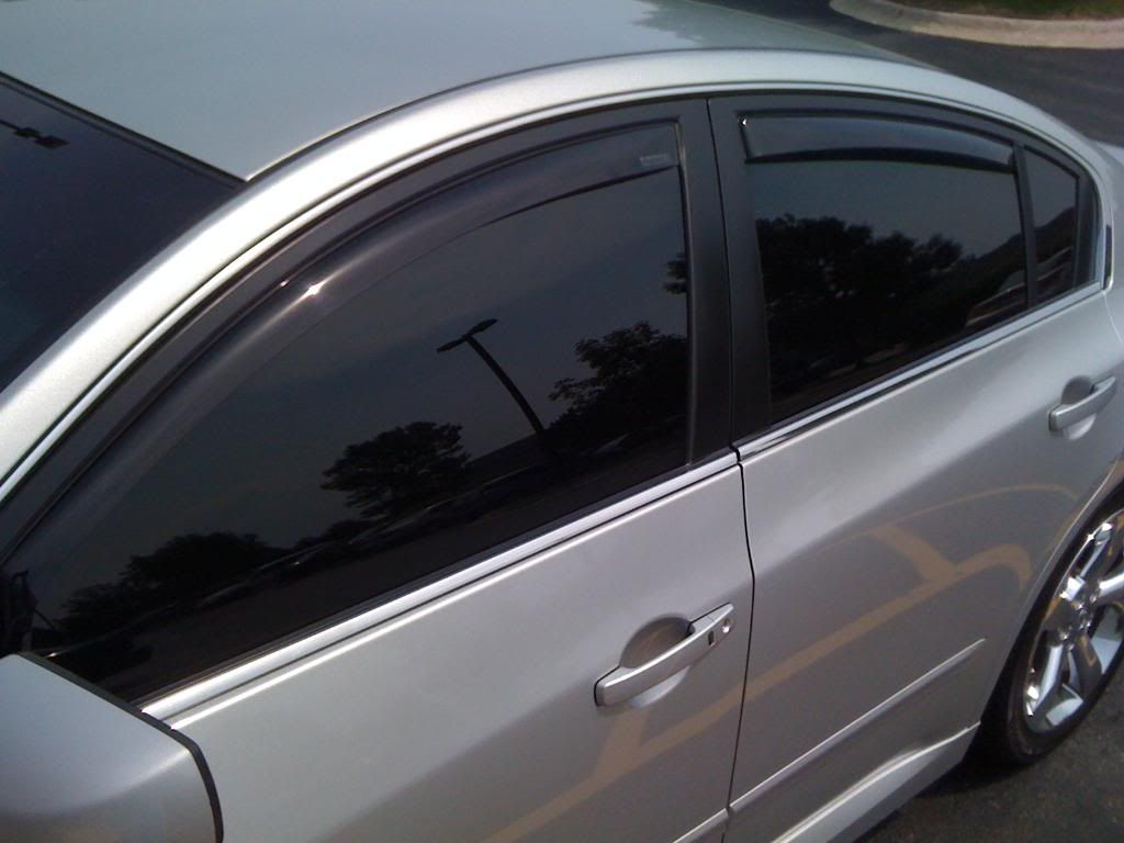 2009 Nissan altima window deflectors