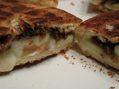 apple brie sandwiches