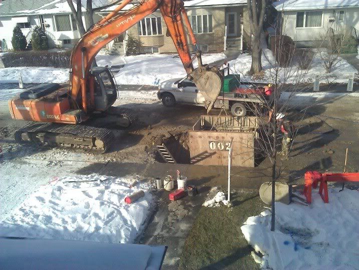 FARK.com: (6430651) Bad: The pipes for your lawn sprinkler system burst