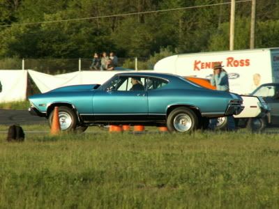 http://i20.photobucket.com/albums/b227/DanYaklich/Flashlight%20drags/PICT0036.jpg