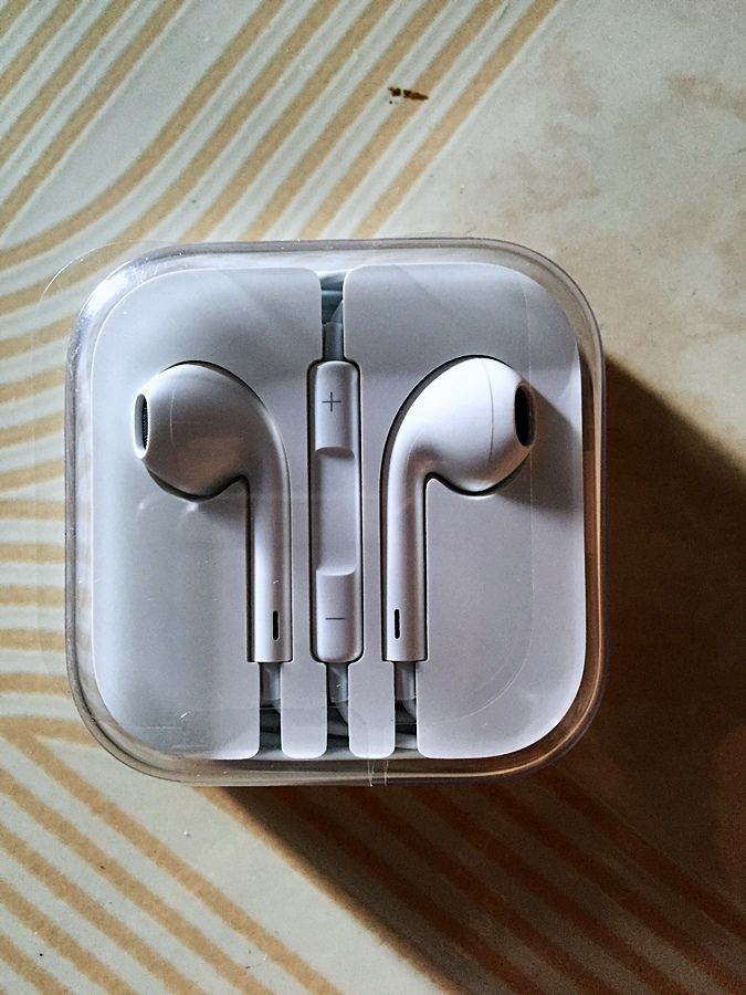 Apple EarPods with Remote and Mic Chính Hãng