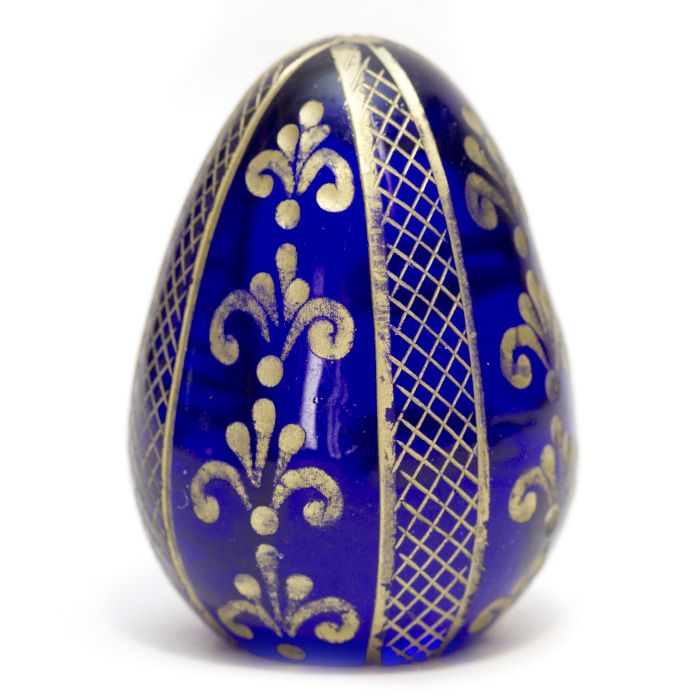 small easter eggs to colour. Blue colour with a nice carved