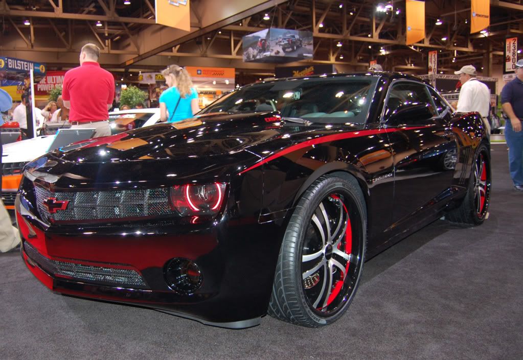 red-stripe-camaro.jpg