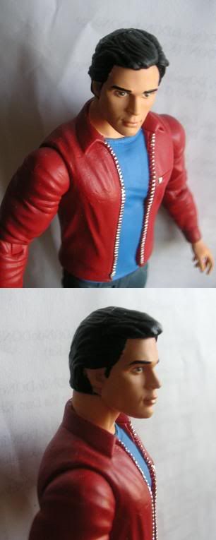 SCULPT A few years back DC Direct had already released a Clark Kent