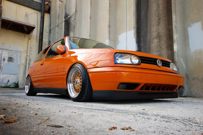 IMAGE: http://i20.photobucket.com/albums/b233/civickid04/VeeDubbin/DSC_2202-22.jpg