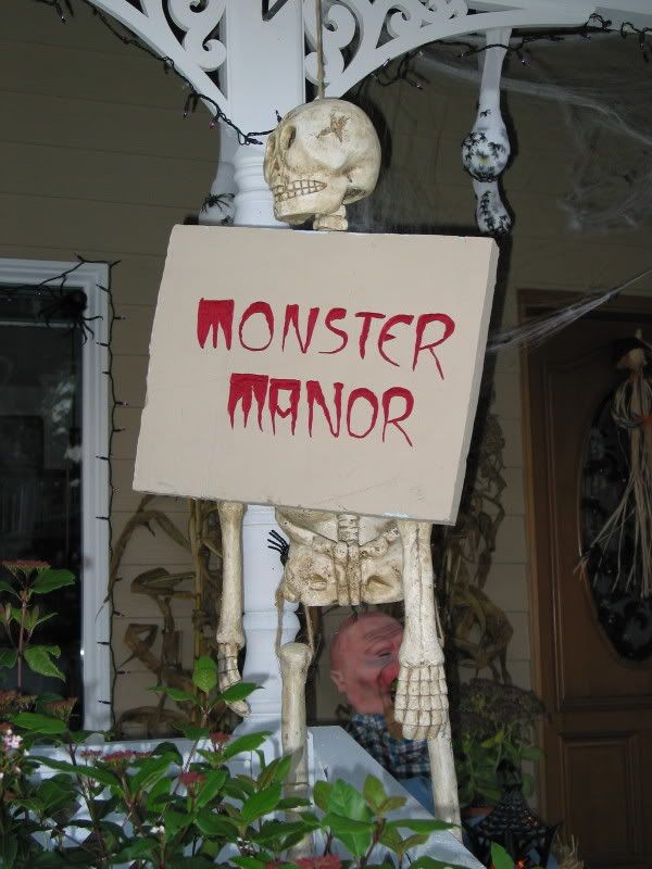 monstermanor2.jpg