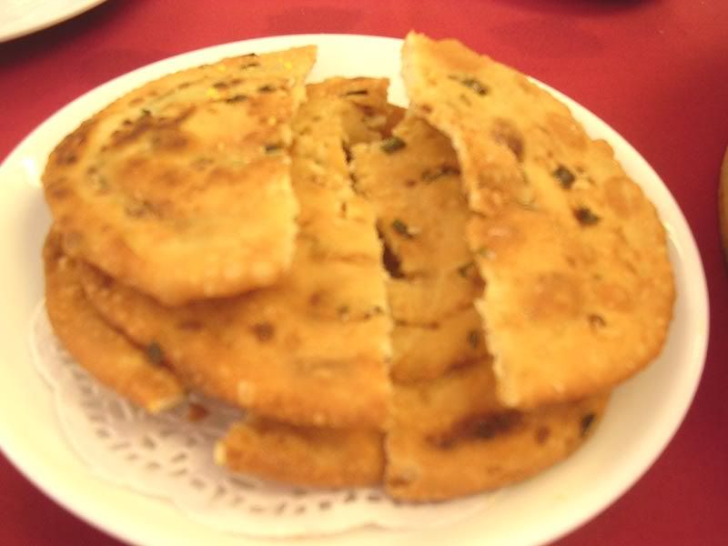 上海葱油饼 (Shanghai's Spring Onion)