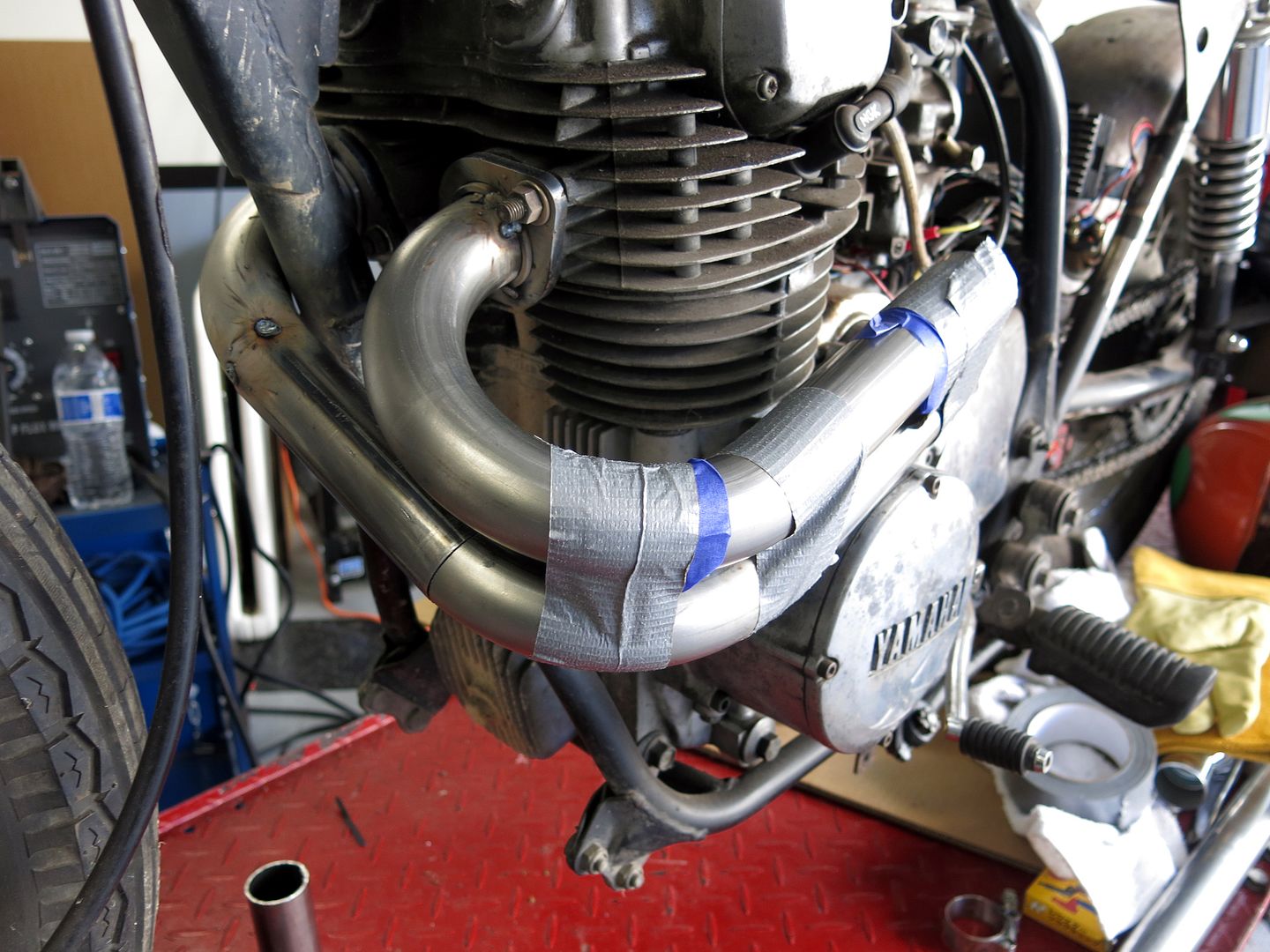 Exhaust%20Build%207.jpg