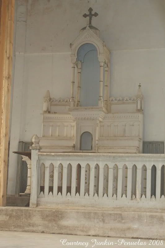 chapel1-1.jpg