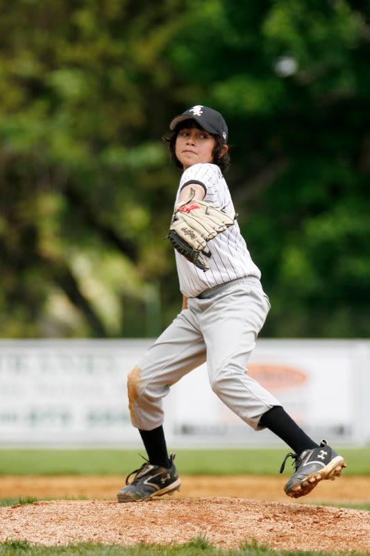 IMAGE: http://i20.photobucket.com/albums/b243/pigtailpat/sigma%20test/sidearm.jpg