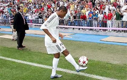 robinho-bernabeu2.jpg