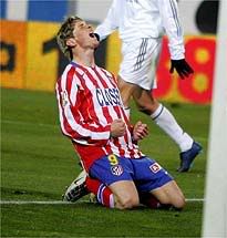 torres090105_205x215.jpg