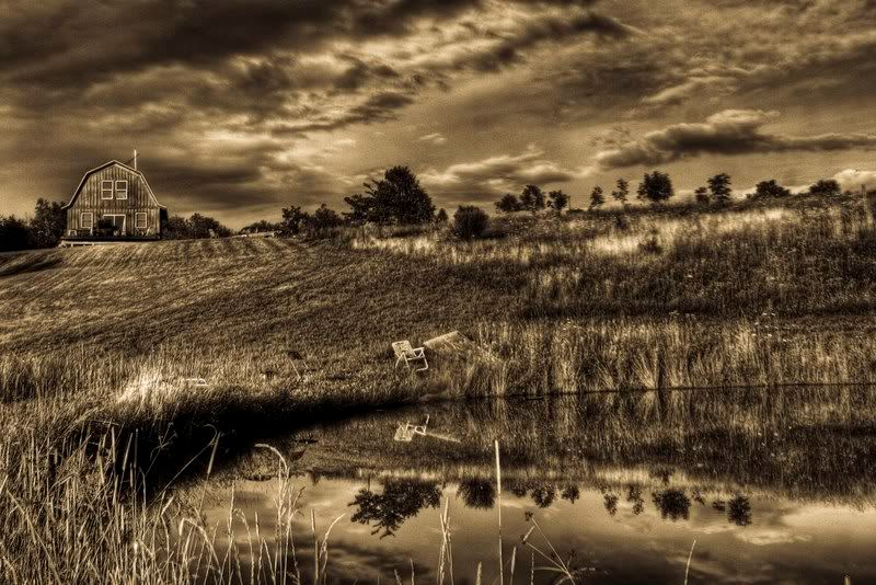 IMAGE: http://i20.photobucket.com/albums/b246/BermyFunk/Cabin1of1cropped.jpg