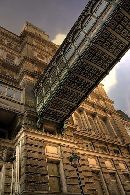 IMAGE: http://i20.photobucket.com/albums/b246/JACKMCENTIRE/DPP15_0002_1_3_tonemapped.jpg