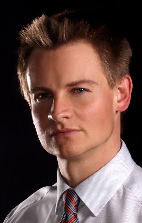 IMAGE: http://i20.photobucket.com/albums/b246/JACKMCENTIRE/MrHouseCROP2.jpg