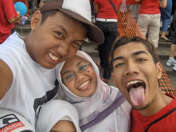 Photobucket - Video and Image Hosting