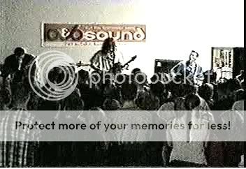http://i20.photobucket.com/albums/b246/hackhand/19974.jpg